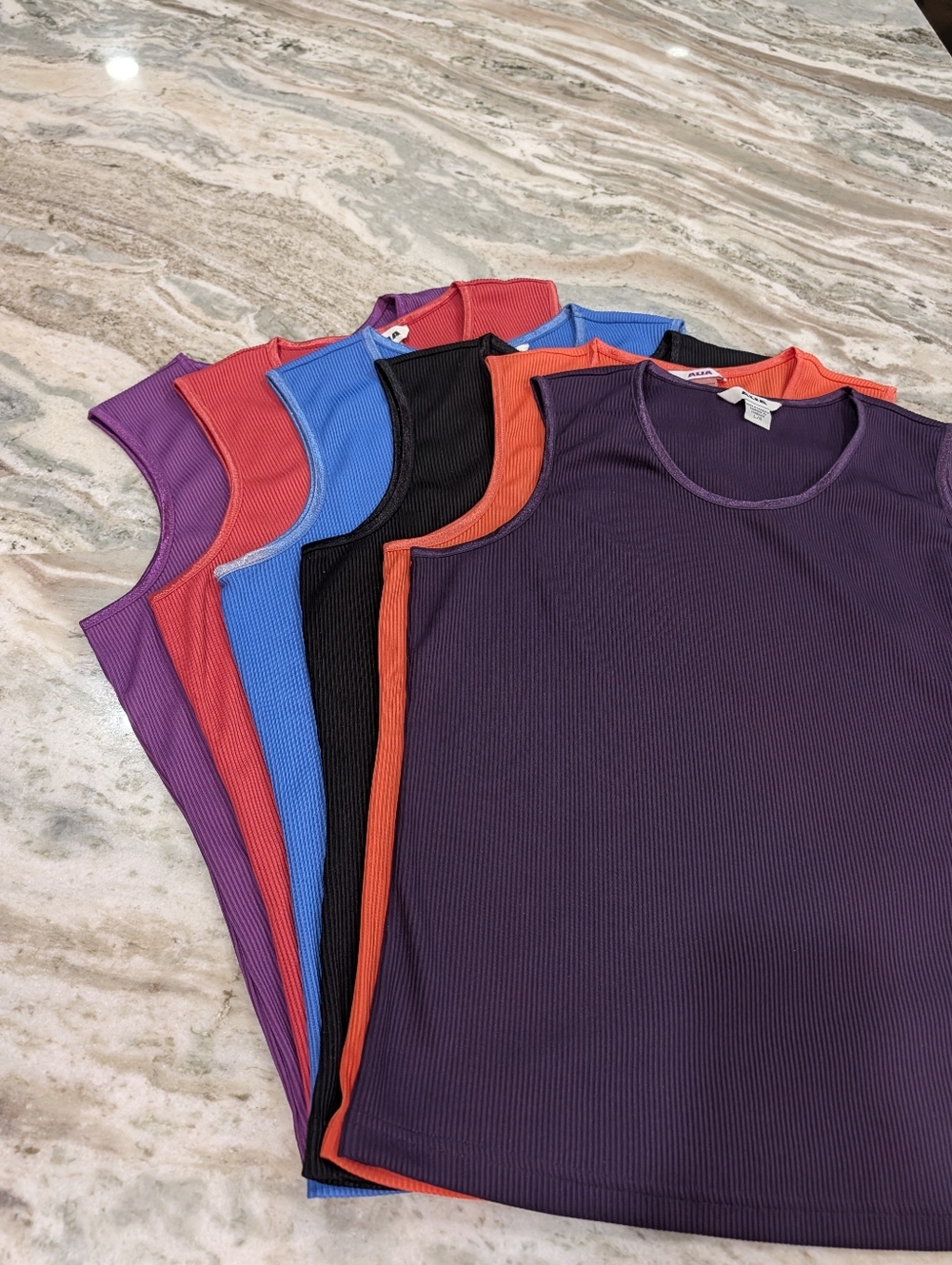 Alia Ribbed Tank Top Set - Picture 3 of 3